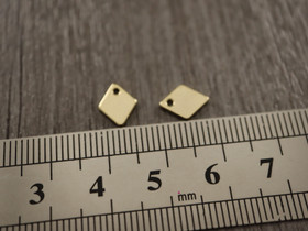 Neljäkäsriipus, 9x7mm, kulta/rst, 1kpl