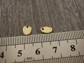 Ovaaliriipus, 7x5mm, 18K kulta/ rst, 1kpl