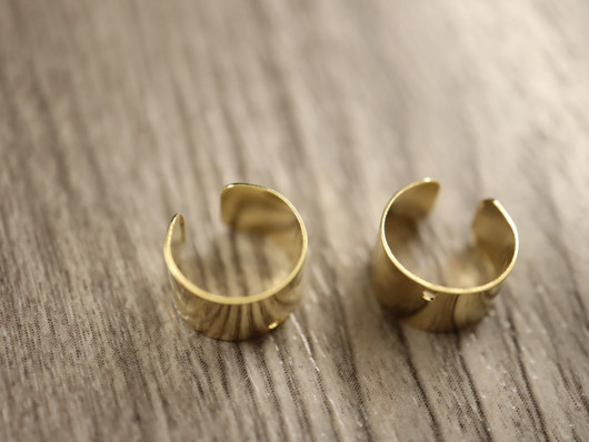 Rustokoru/ ear cuff, 10x9mm, kulta/ rst, 1pari