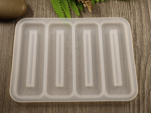 Silikonimuotti pinni/ klipsi, 100x74x4.5mm, 1kpl