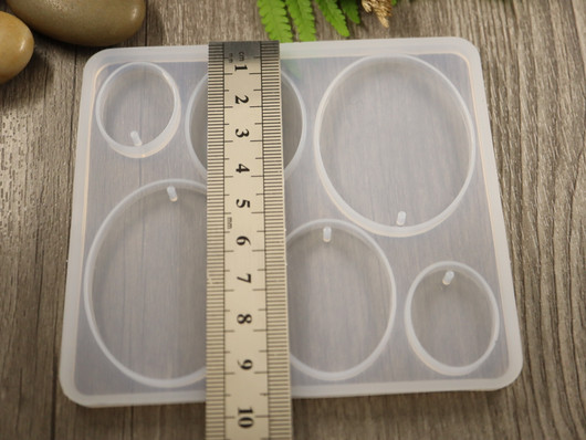 Silikonimuotti ovaali, 109x98x5.5mm, 1kpl