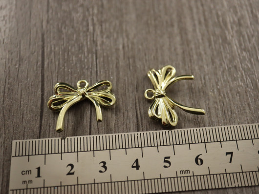 Rusettiriipus, 19x15mm, kulta, 1kpl