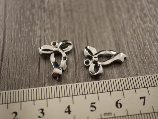 Rusettiriipus, 19x15x3mm, rst, 1kpl