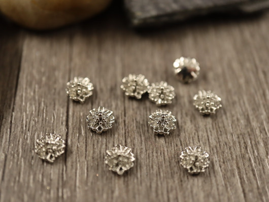 Koriste/ kapussi, 5mm, kromi, 10kpl