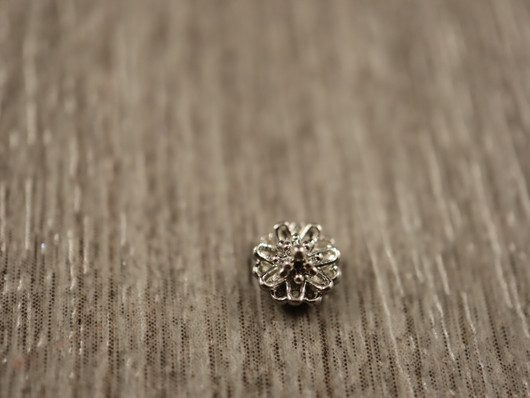 Koriste/ kapussi, 5mm, kromi, 10kpl