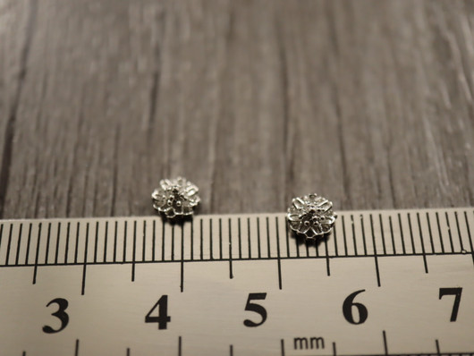 Koriste/ kapussi, 5mm, kromi, 10kpl