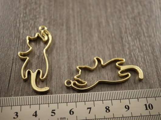 Riipus/ korukehys kissa, 47x19mm, kulta, 1kpl