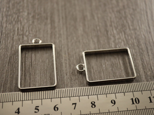 Riipus/ korukehys suorakulmio, 33.5x21mm, kromi, 1kpl