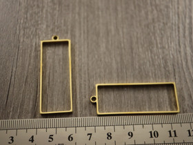 Riipus/ korukehys suorakulmio, 47x17mm, 18K kulta/ rst, 1kpl