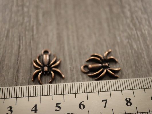Hämähäkkiriipus, 18x12mm, kupari, 1kpl