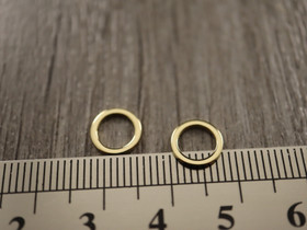 Linkki ympyrä, 8x1mm, umpi, PVD/ 18K/kulta/rst, 10kpl