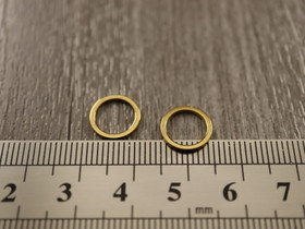 Linkki ympyrä, 10x1mm, umpi, PVD/ kulta/rst, 10kpl