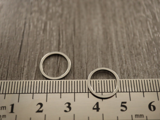Linkki ympyrä, 12x0.9mm, umpi, rst, 10kpl
