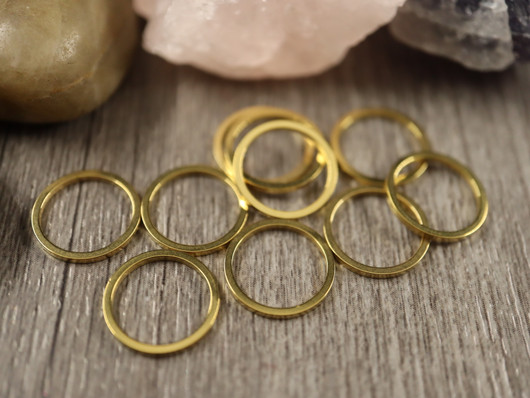 Linkki ympyrä matta, 12x0.9mm, umpi, 18K/kulta/rst, 10kpl