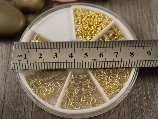 Välirengas/ papukaijalajitelma, 4-6mm, 24K/ kulta/ rst, n.540kpl