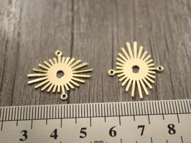 Aurinkoriipus/ linkki, 24x21mm, 18K kulta, 1kpl