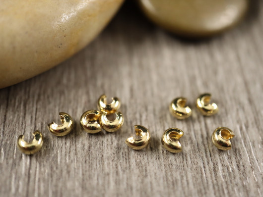 Päällyshelmi, 4mm, 18K/ kulta/ rst, 10kpl