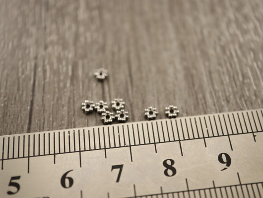  Metallihelmi rondelli, 3mm, rst, 10kpl