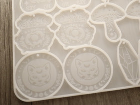 Silikonimuotti mystiikka,  209x175x5mm, 1kpl