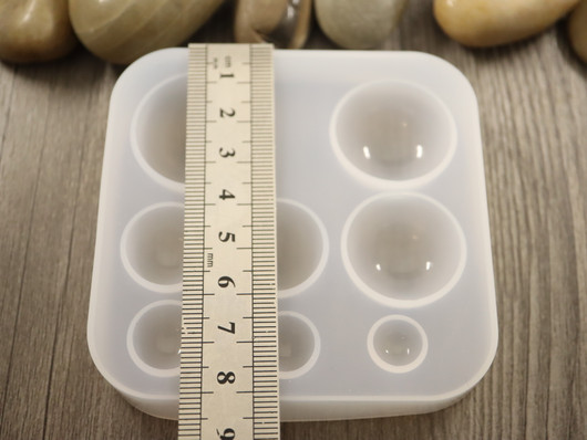 Silikonimuotti ympyrät, 81x84x15.5mm, 1kpl