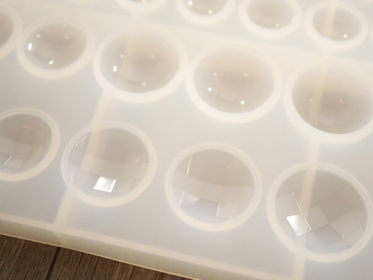 Silikonimuotti ympyrät, 261x153x16mm, 1kpl POSTIPAKETTI TOIMITUS