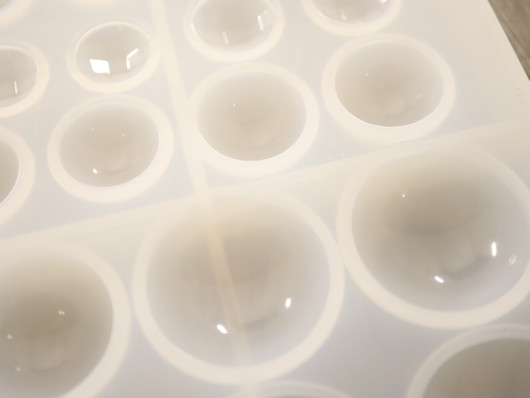 Silikonimuotti ympyrät, 261x153x16mm, 1kpl POSTIPAKETTI TOIMITUS