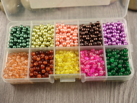 Lasihelmilajitelma särö+helmiäinen, 4mm, 10 eri väriä, (1500kpl) 1kpl