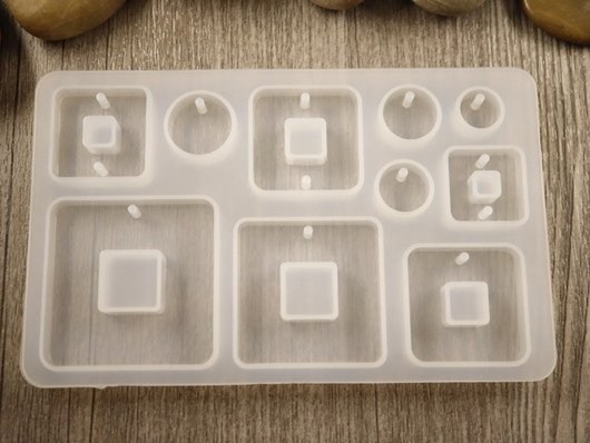 Silikonimuotti neliö/pyöreä, 68x111x6mm, 1kpl