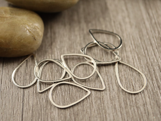 Linkki pisara, 16x11x1mm, umpi, kromi, 10kpl