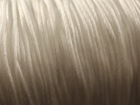 Nylon satiininyöri, 1.5mm, valkoinen, 10m