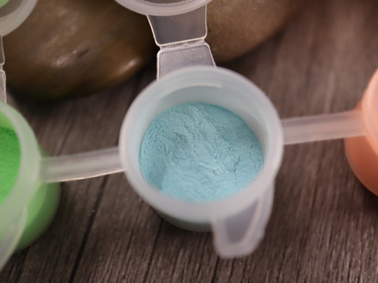 Emalia® Mica Glow pigmentit, lajitelma pimeässä hohtava 17, 10-11g, 1kpl