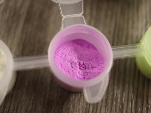 Emalia® Mica Glow pigmentit, lajitelma pimeässä hohtava 17, 10-11g, 1kpl