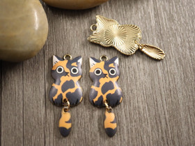 Kissariipus liikkuvalla hännällä, 38x16mm, moniväri, 1kpl