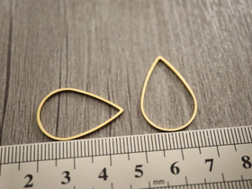 Linkki pisara, 25.5x16.5x0.8mm, 18K/PVD/ kulta/ rst, 1kpl