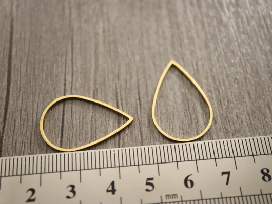 Linkki pisara, 25.5x16.5x0.8mm, 18K/PVD/ kulta/ rst, 1kpl