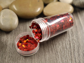 Paljettihile punainen sydän, 5-5.5g, 1kpl