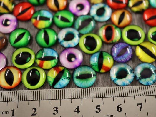 Kapussi silmä, 12mm, mix setti, 50kpl