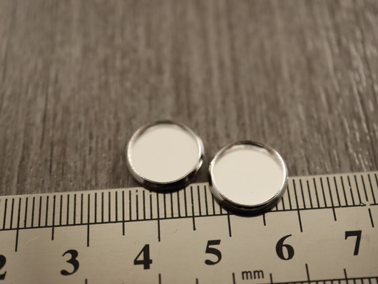 Kapussipohja lenkitön, 10mm, kirkashopea/ rst, 1kpl