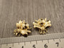 Mehiläinenriipus, 16x16mm, 18K/ kulta, 1kpl