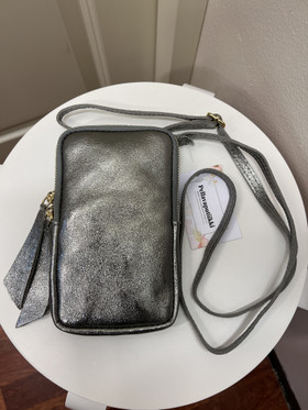 Mercede nahkalaukku olkahihnalla hopea