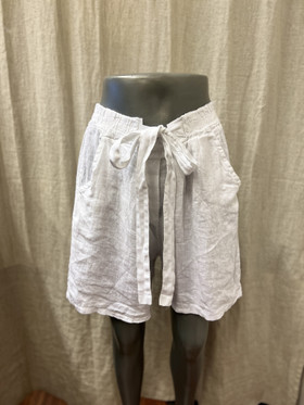 Bria pellavashortsit valkoinen