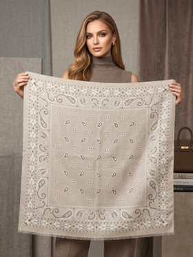 Paisley kaulahuivi vaalea beige