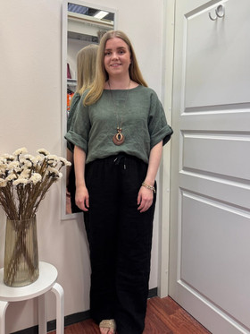 Manta pellavahousut musta