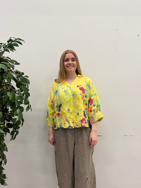 Annikki pellavapaita kukat keltainen