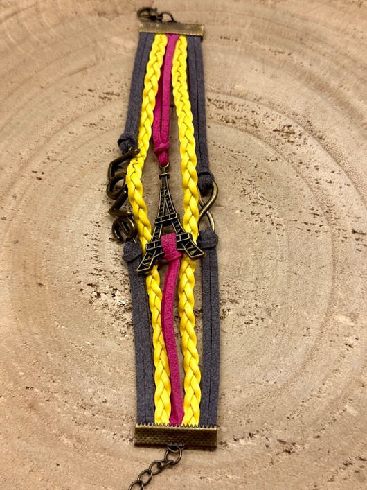 Monikerroksinen rannekoru Eiffel-torni