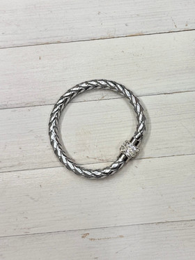 Ines rannekoru hopea