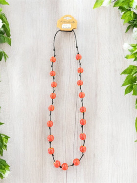 Keraaminen kaulakoru punainen