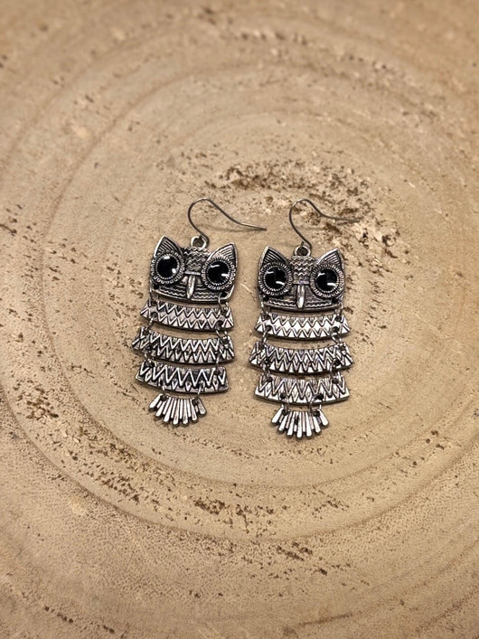 Roikkuvat pöllökorvakorut