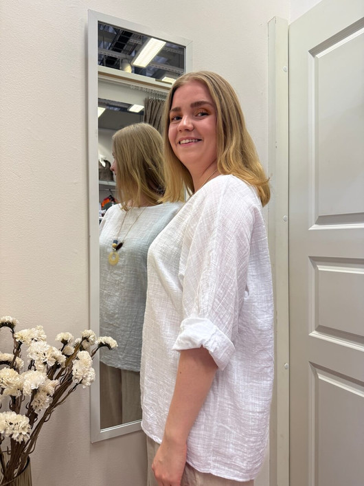 Lea t-paita + koru valkoinen