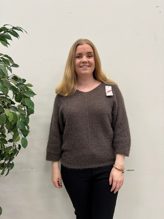 Miisa neulepusero tummanruskea